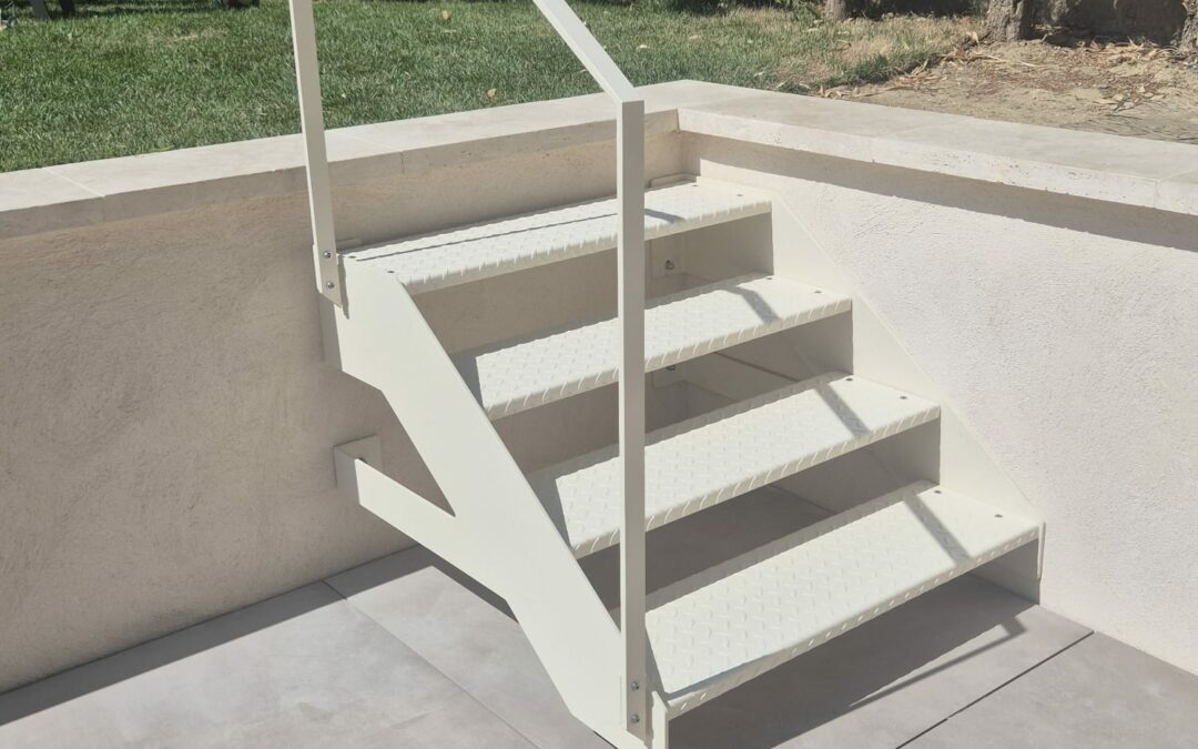 Escalier marches acier en tôle larmée à  caluire (69)