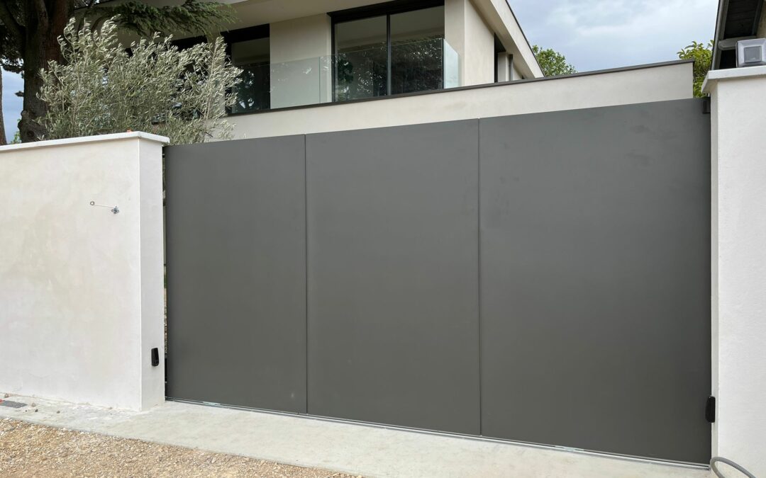 Portail tôlé à Collonge au mt d’or (69)